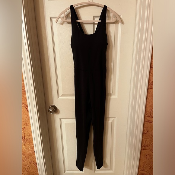 Women’s NWOT LOVESOFT Athletic Bodysuit in Black - Picture 3 of 6